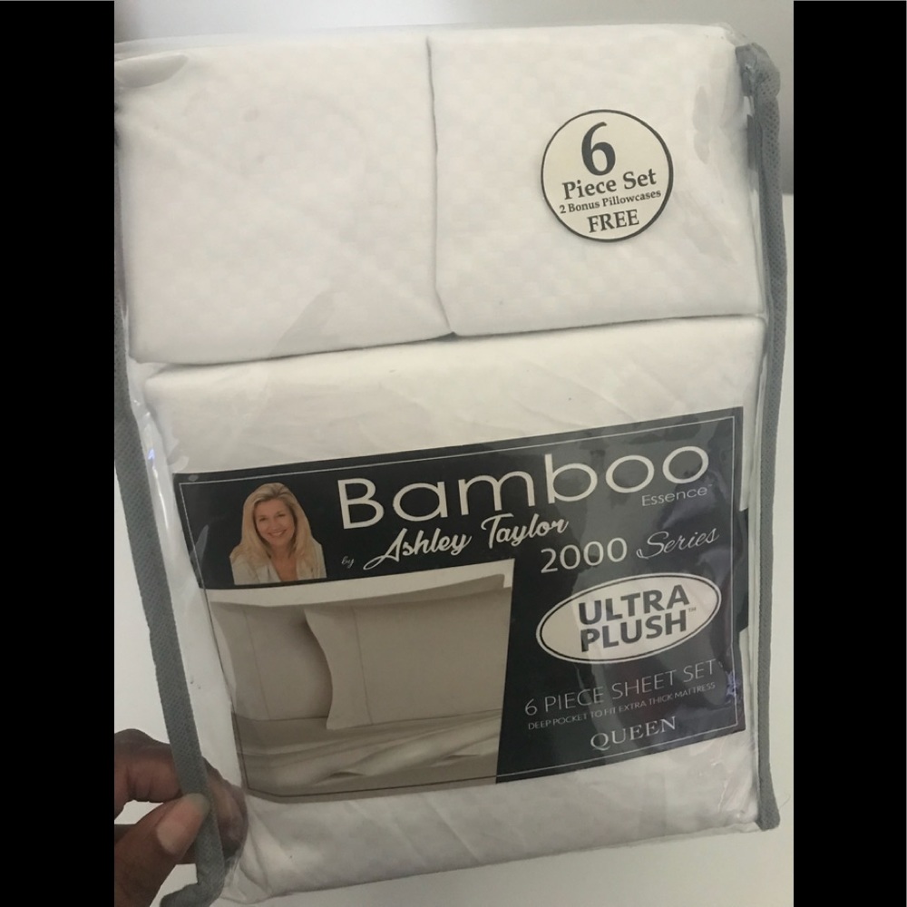 Brand new queen sheet set!